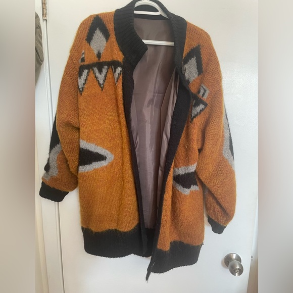 wool coat - Picture 3 of 3